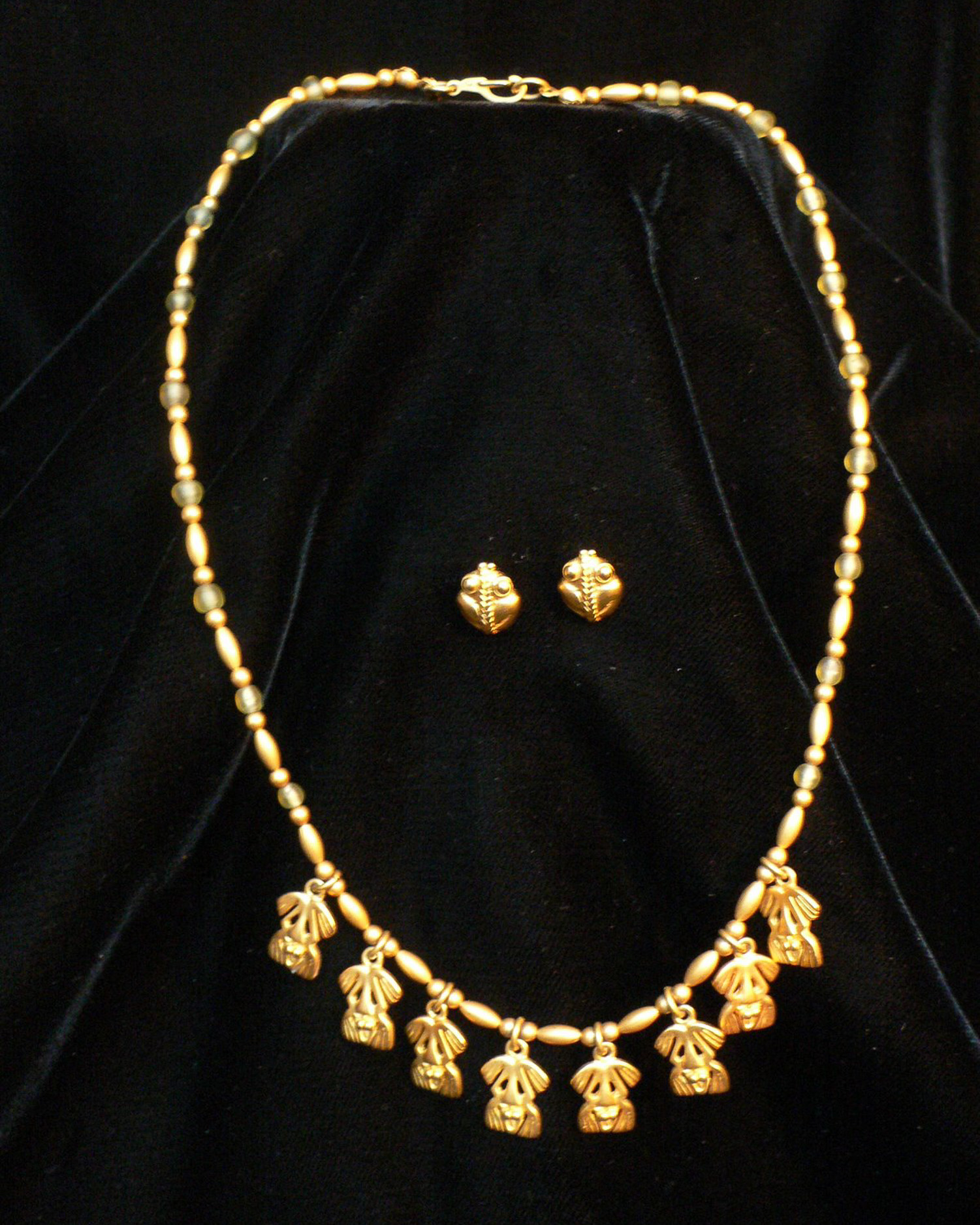 Necklace from Ecuador Photo Heatheronhertravels.com