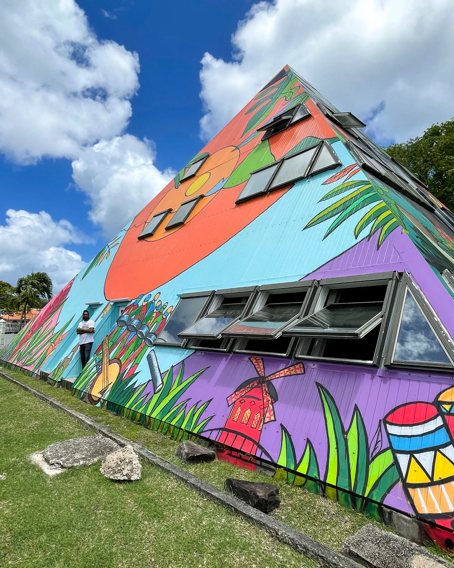 Sakey mural in Castries Saint Lucia Alliance Francaise Photo Heatheronhertravels.com