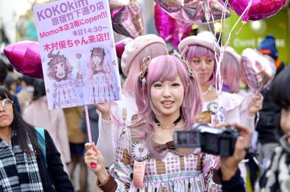 Unique Tokyo experiences - Harajuku girls