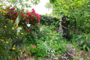 Sculpture at Sausmarez Manor, Guernsey Photo: Heatheronhertravels.com