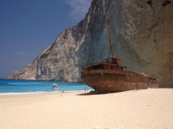 Boat Trip Zakynthos Shipwreck cove, Navagio on Zante Photo: Heatheronhertravels.com