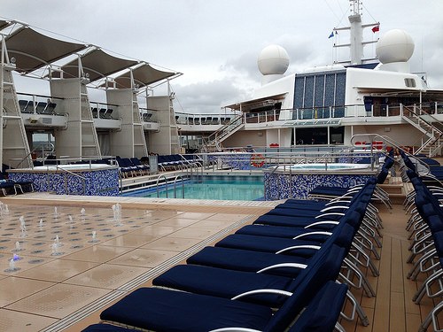 Pool deck on Celebrity Eclipse Photo: Heatheronhertravels.com