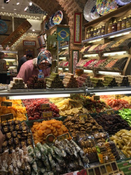 The Spice Market in Istanbul Photo: Heatheronhertravels.com