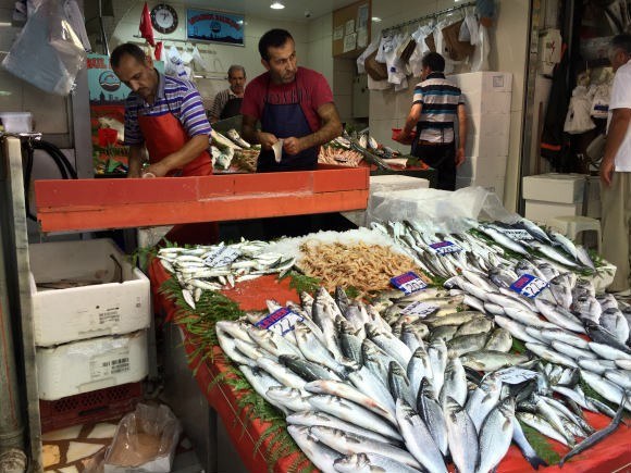 Fish on sale in the Spice Market Istanbul Photo: Heatheronhertravels.com