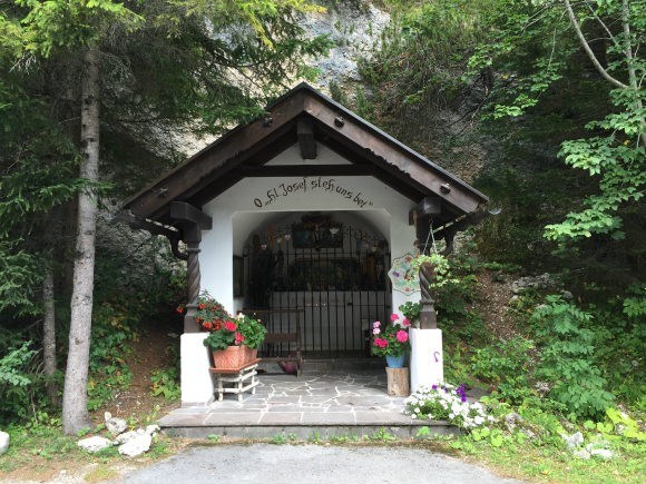 St Joseph's shrine in the Gaistal Valley Photo: Heatheronhertravels.com