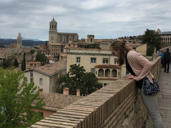 Walking the walls in Girona Heatheronhertravels.com