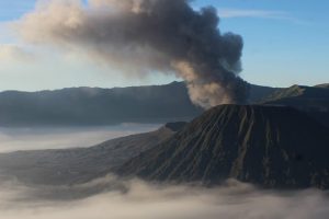 Mount Bromo viewpoint, black smoke eruption Photo: Heatheronhertravels.com