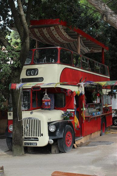 Cafe bus on Venice Lido Photo by Gordon Baxter