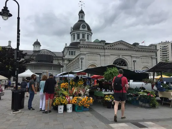 Farmer's market in Kingston Photo: Heatheronhertravels.com