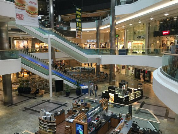 Things to do in Southampton, England - West Quay Shopping Centre Photo: Heatheronhertravels.com