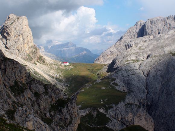 Hiking in the Dolomites