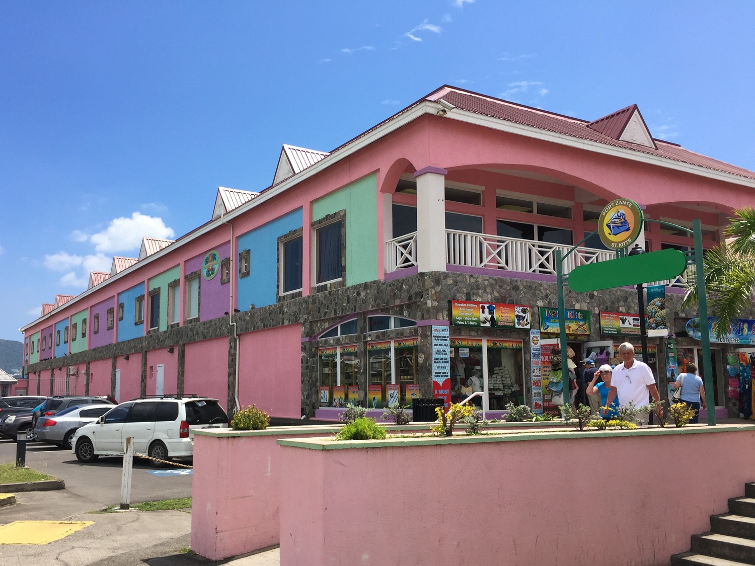 Port Zante - shgopping in St Kitts Photo Heatheronhertravels.com