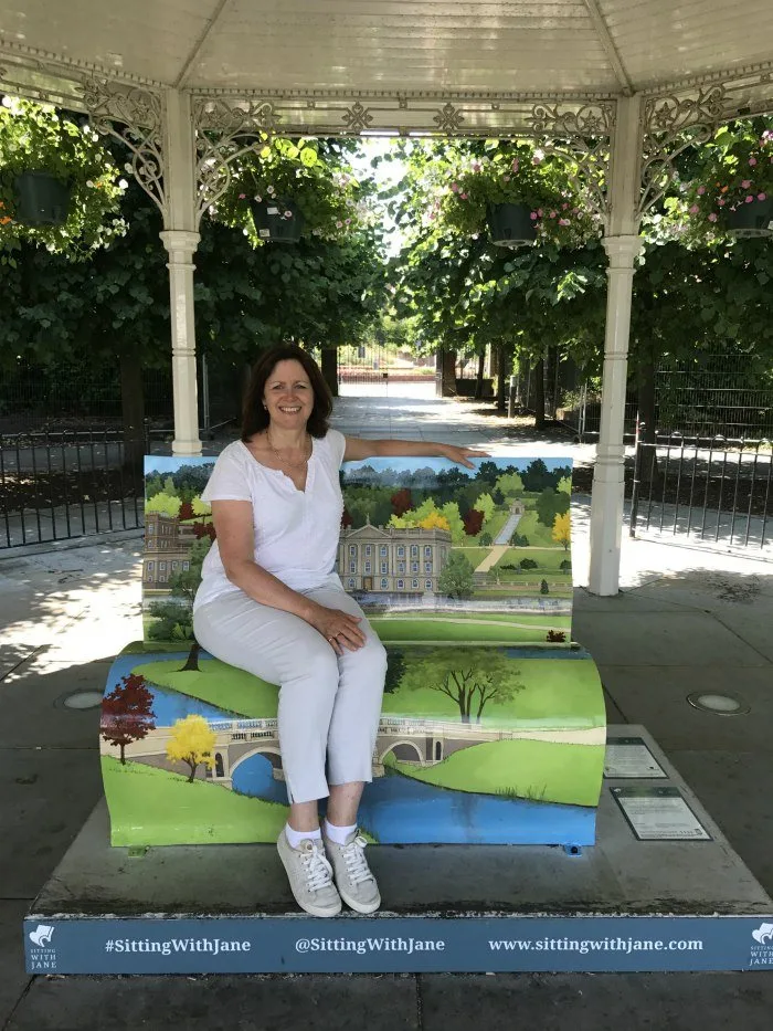 Sitting with Jane in War Memorial Park Photo: Heatheronhertravels.com