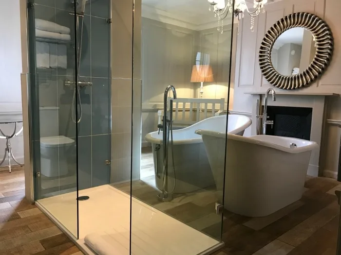 Bathroom in the Vicarage suite at Vanbrugh House Hotel Oxford photo: Heatheronhertravels.com