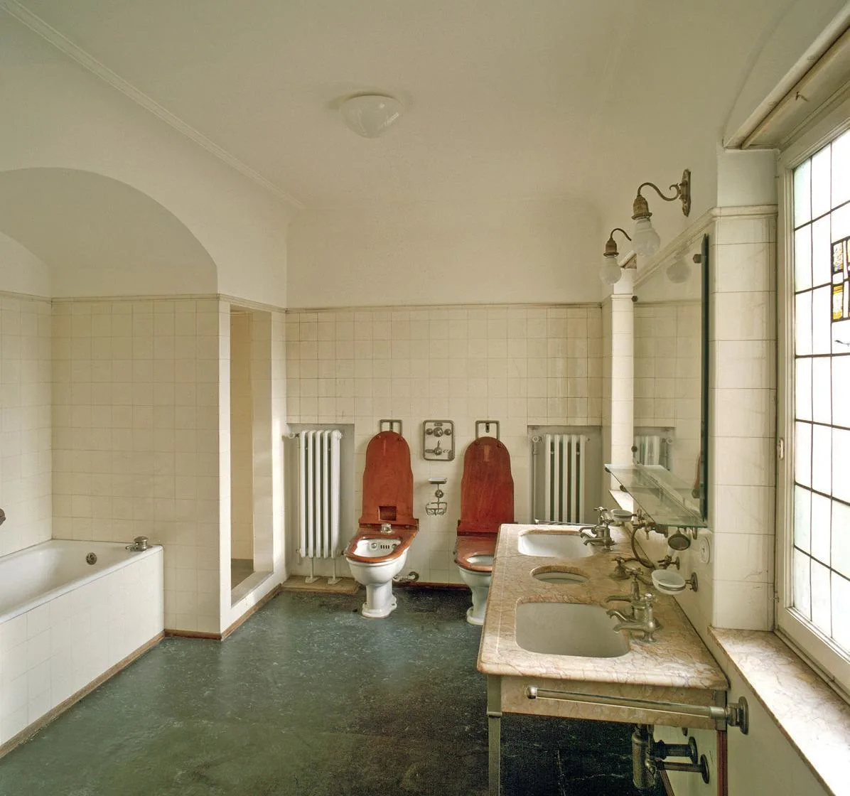 The Queens bathroom at Bebenhausen