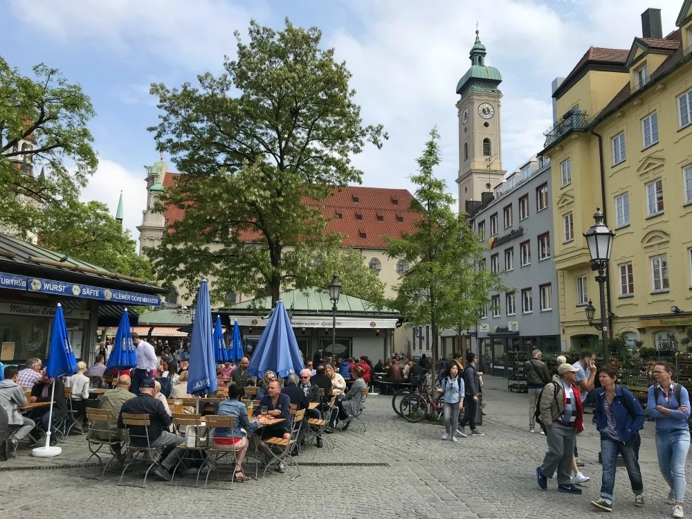 Viktualienmarkt in Munich 2 Photo Heatheronhertravels.com