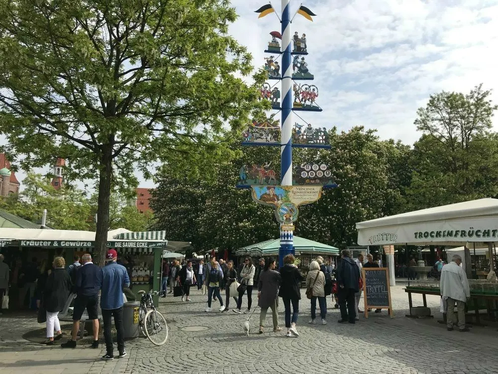 Food in Munich at Viktualienmarkt food market Photo Heatheronhertravels.com