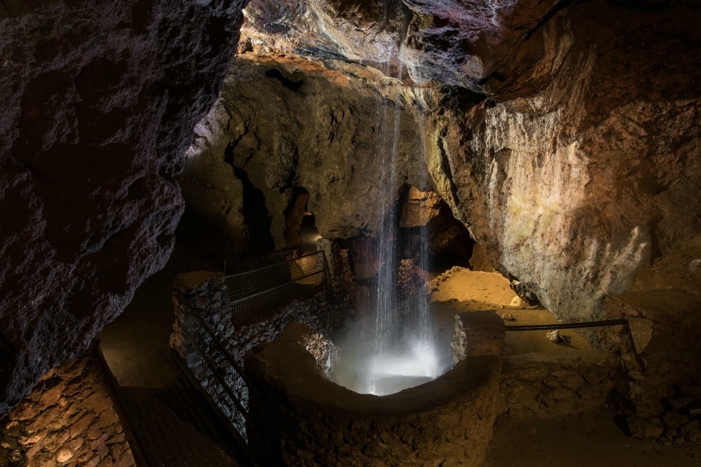 Clearwell Caves in the forest of Dean Photo Clearwell Caves