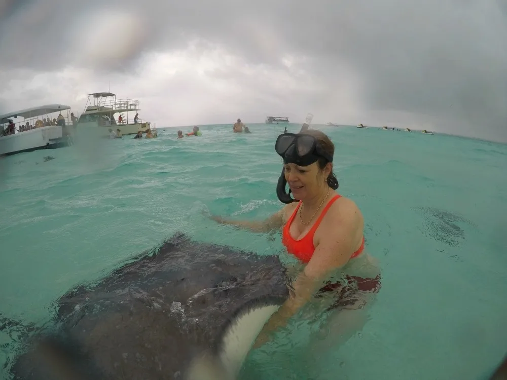 Stingray City in the Cayman Islands Photo Heatheronhertravels.com
