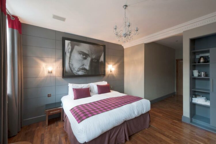 Angels Share Hotel in the heart of Edinburgh