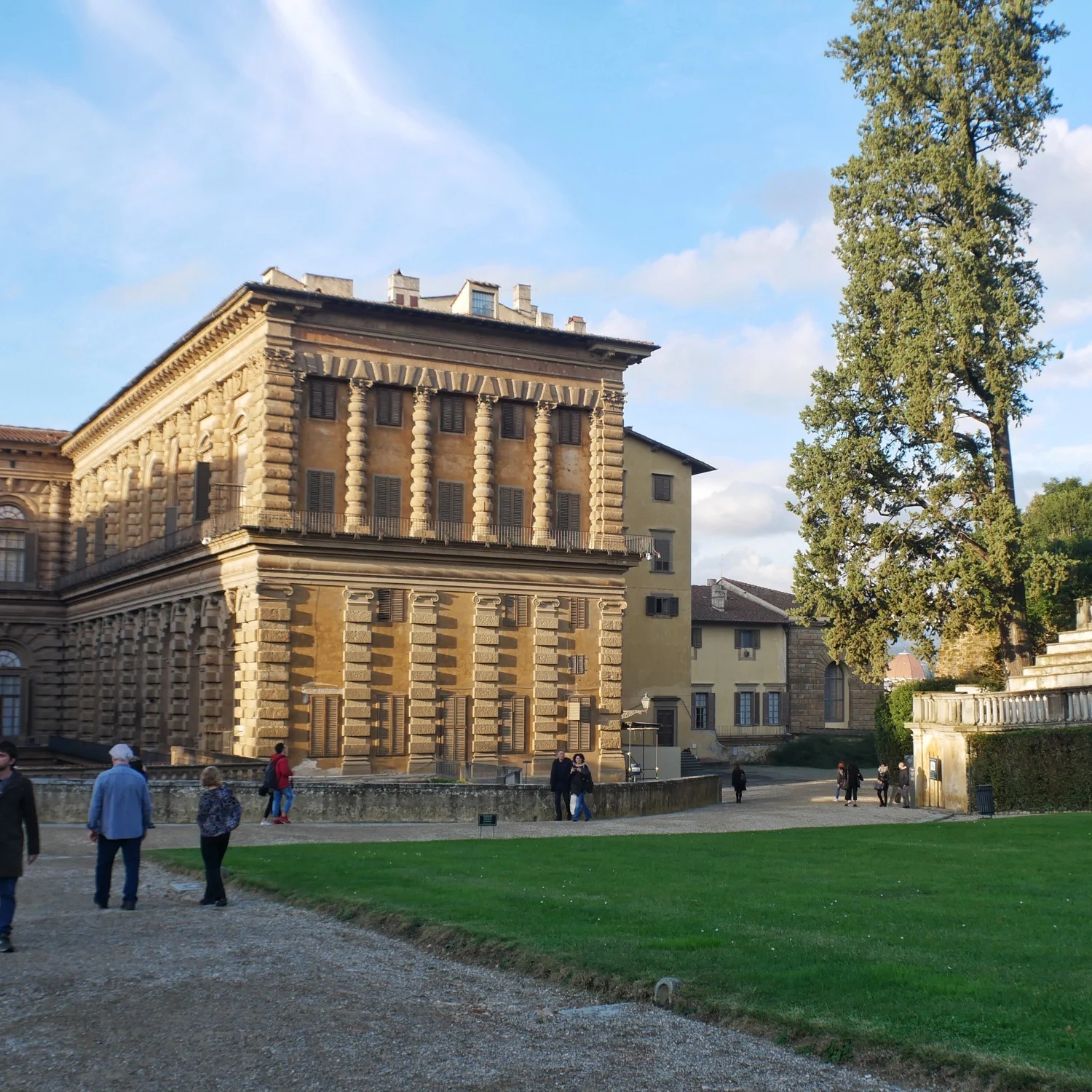 Pitti Palace in Florence, Italy Photo Heatheronhertravels.com