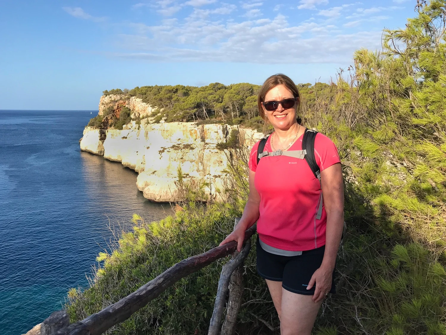 Hiking shirts for women Photo Heatheronhertravels.com