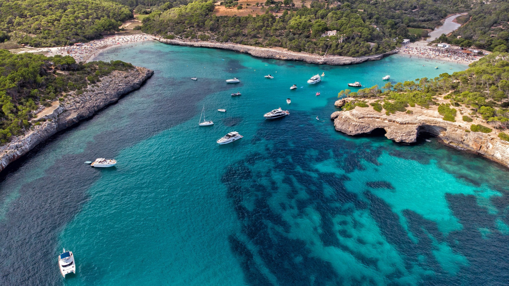 Cala Mondrago in Mallorca Photo Dirk Vorderstrasse on Flickr