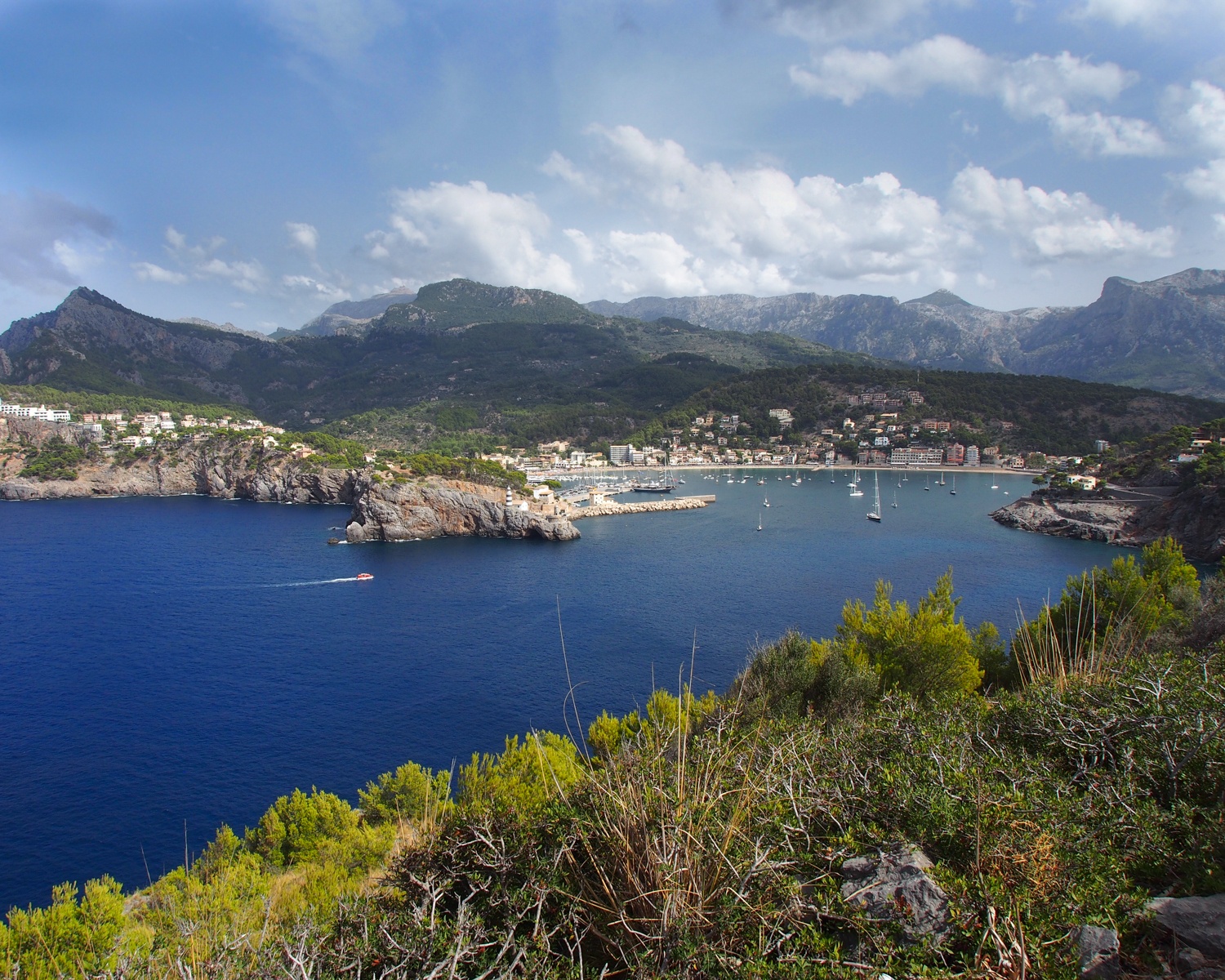 Soller in Mallorca Photo Heatheronhertravels.com