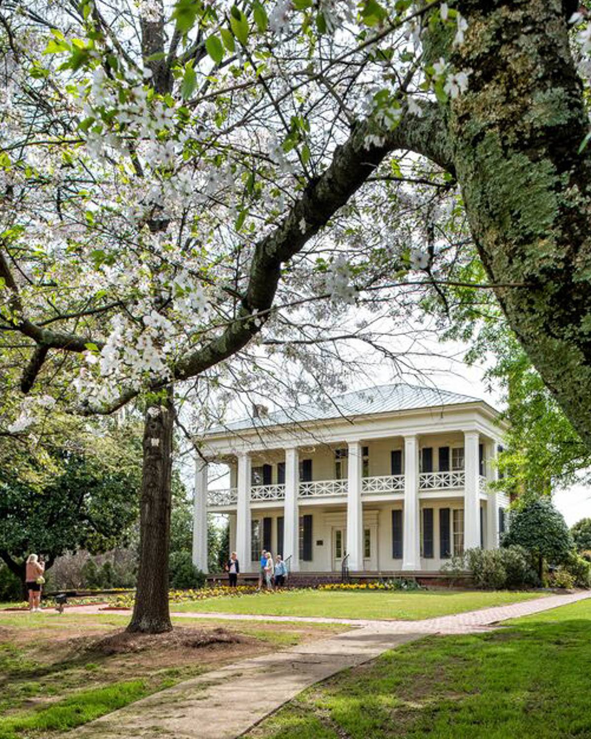 Arlington Home in Birmingham Alabama © Alabama Tourism Department / Art Meripol