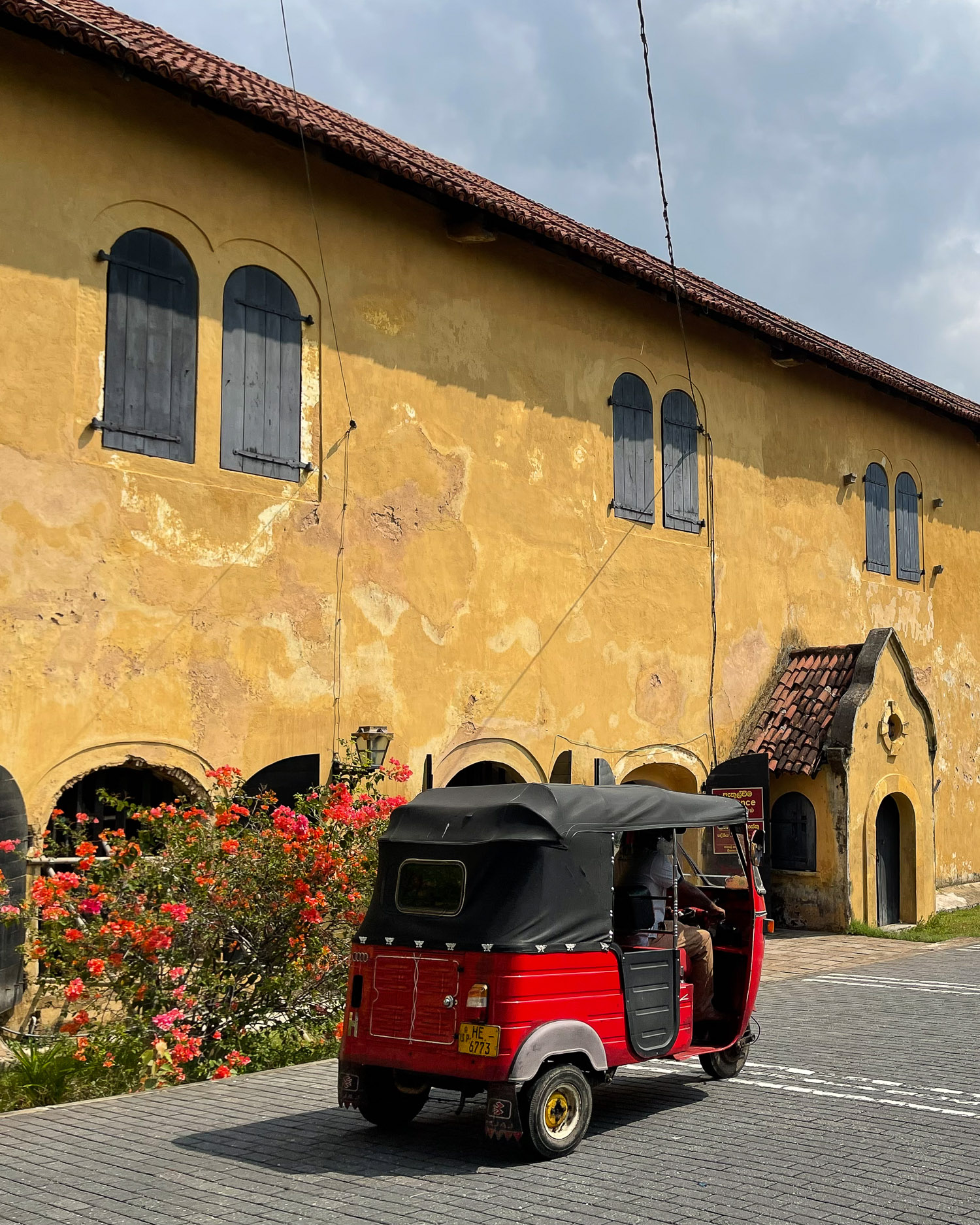 Tuk tuk in Galle Sri Lanka Photo Heatheronhertravels.com