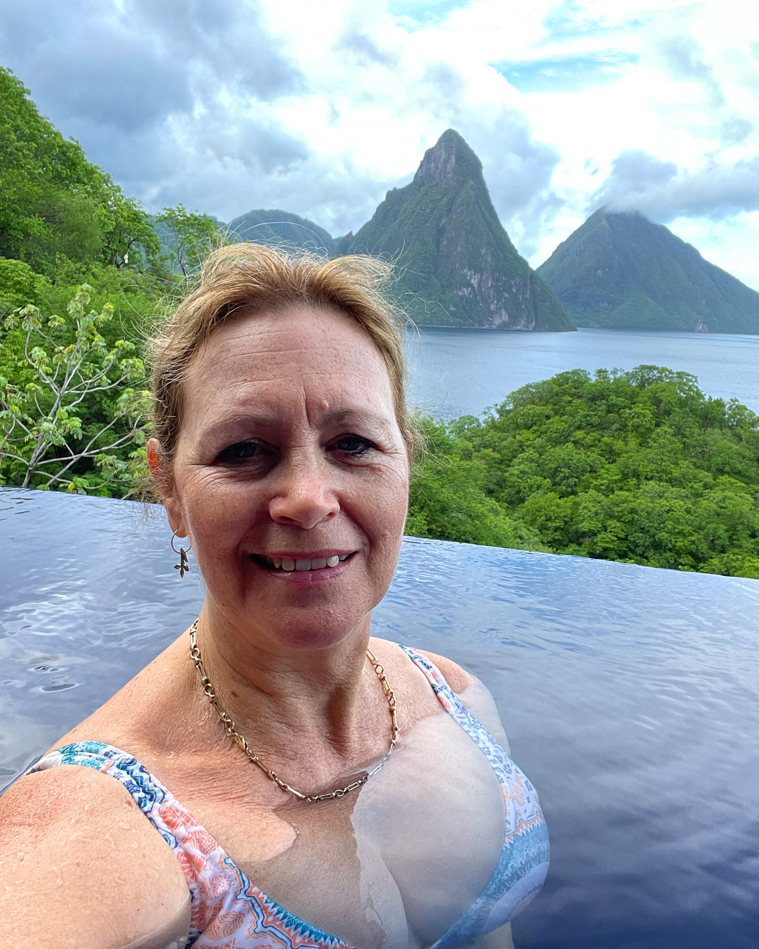 Infinity pool at Jade Mountain St Lucia Photo Heatheronhertravels.com