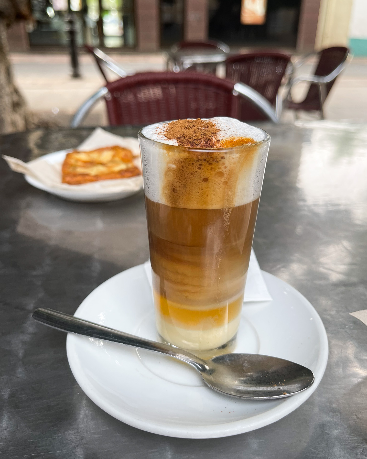 Barraquito coffee La Gomera Photo Heatheronhertravels.com