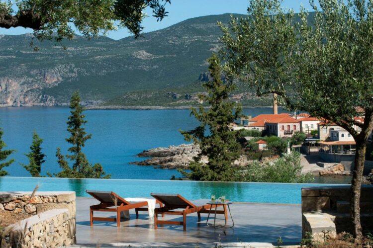 Diapori Suites Kardamili Mani Greece