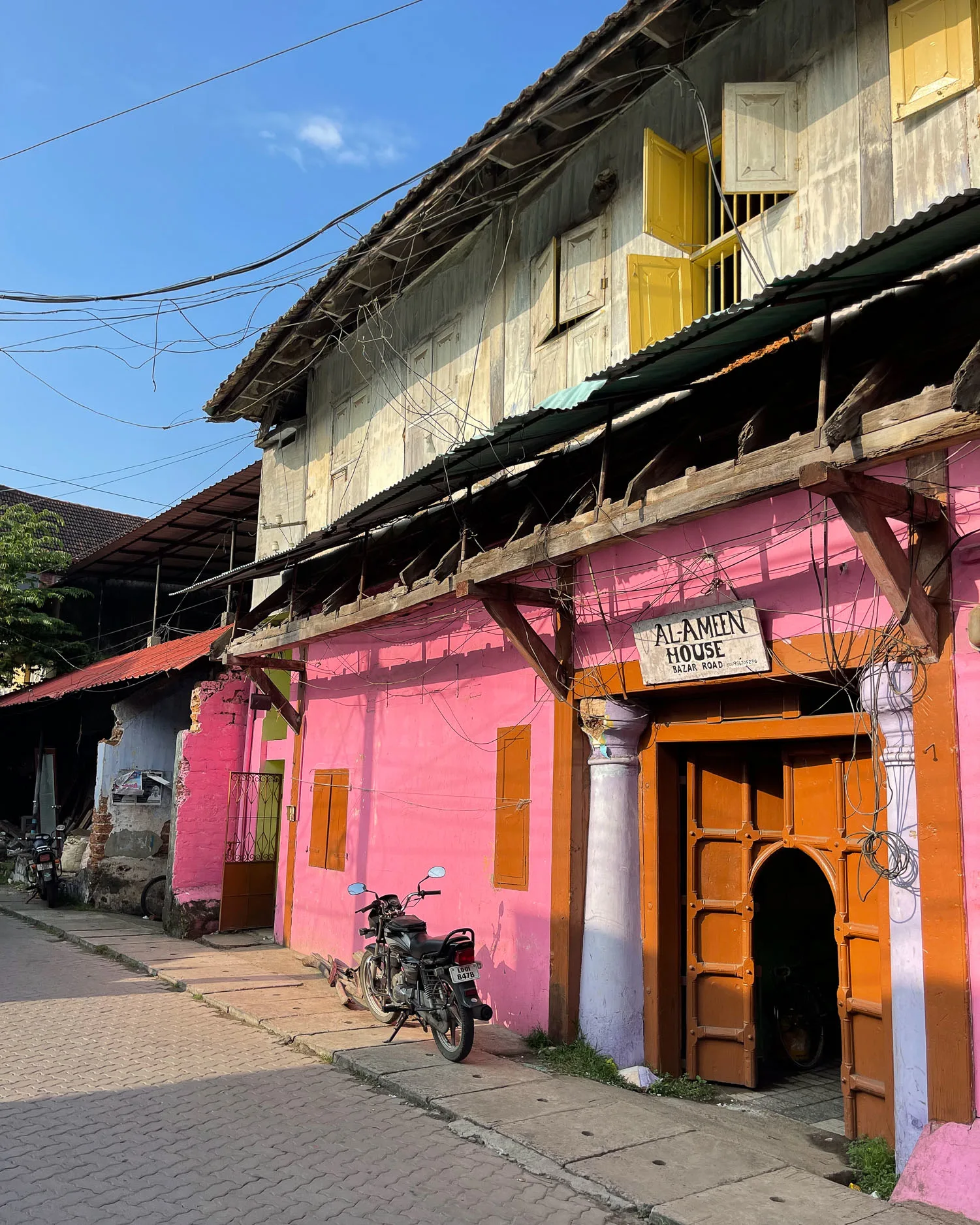 Bazaar Road in Kochi in Kerala, India Photo Heatheronhertravels.com