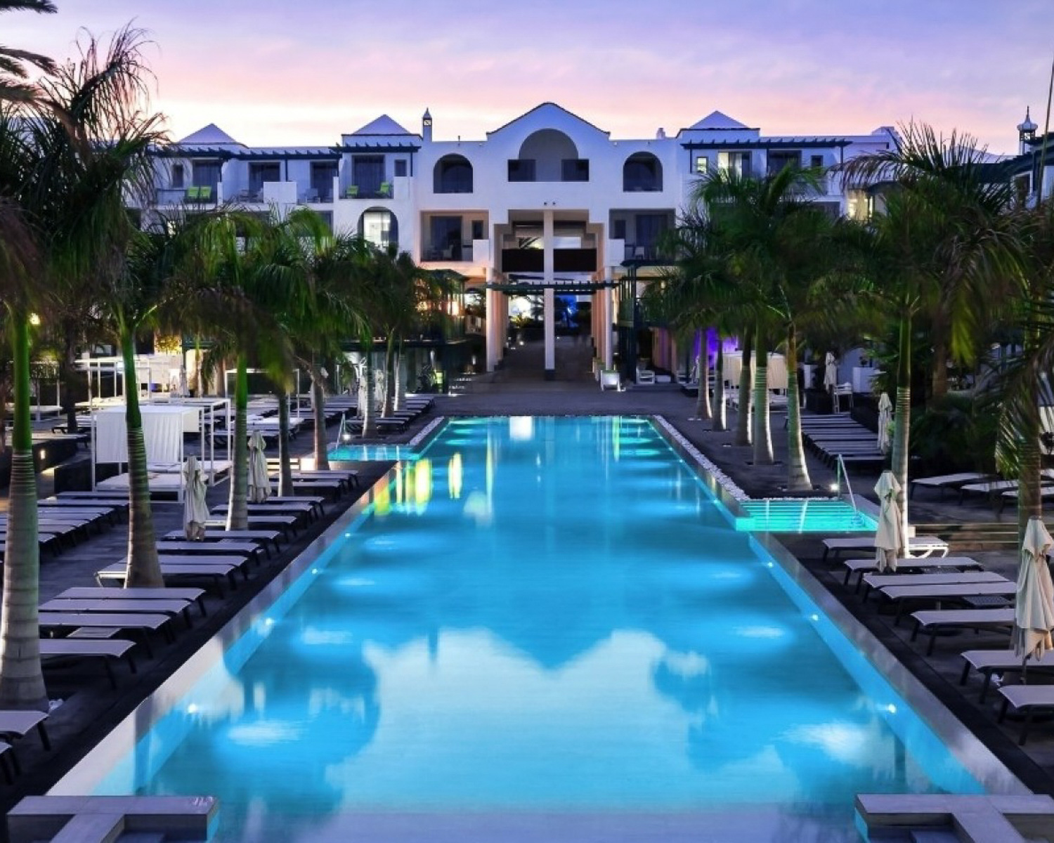 Barcelo Teguise Beach Hotel