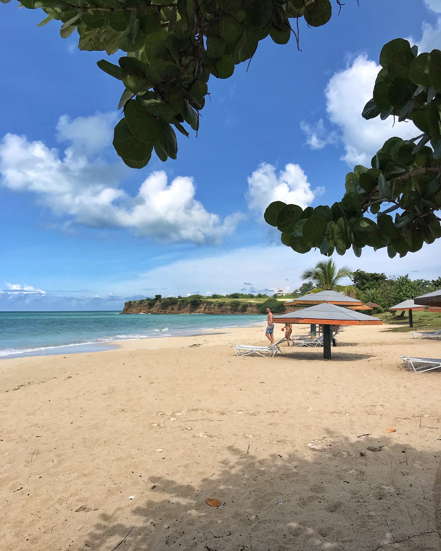 Fort James Beach in Antigua