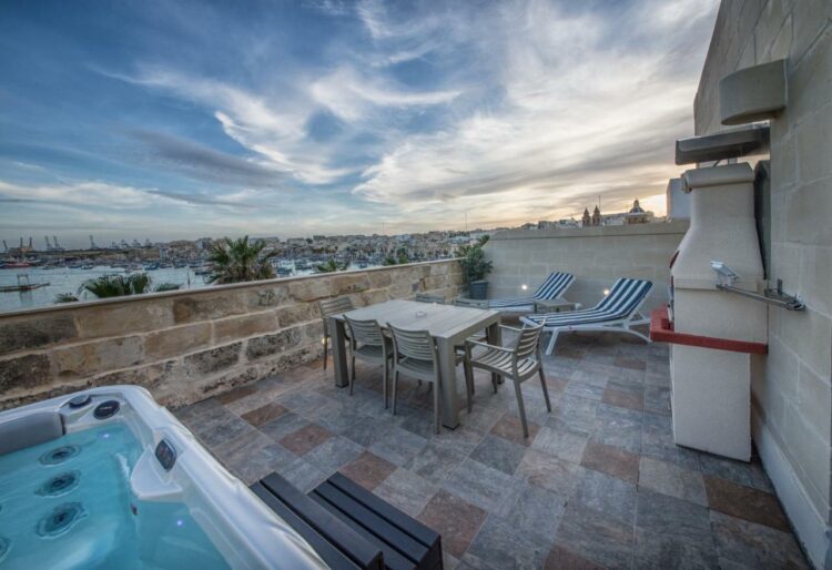 Quayside Apartments Malta