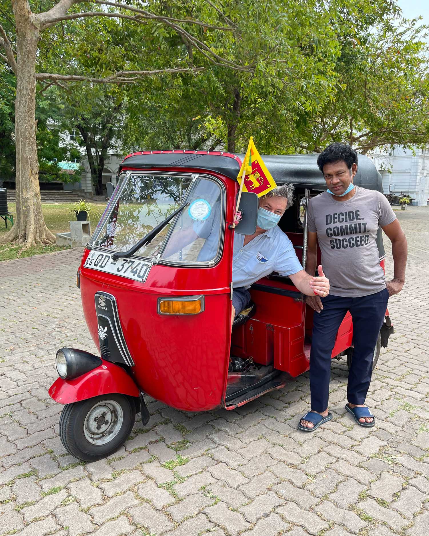 Tuk tuk in Galle Sri Lanka Photo Heatheronhertravels.com V2