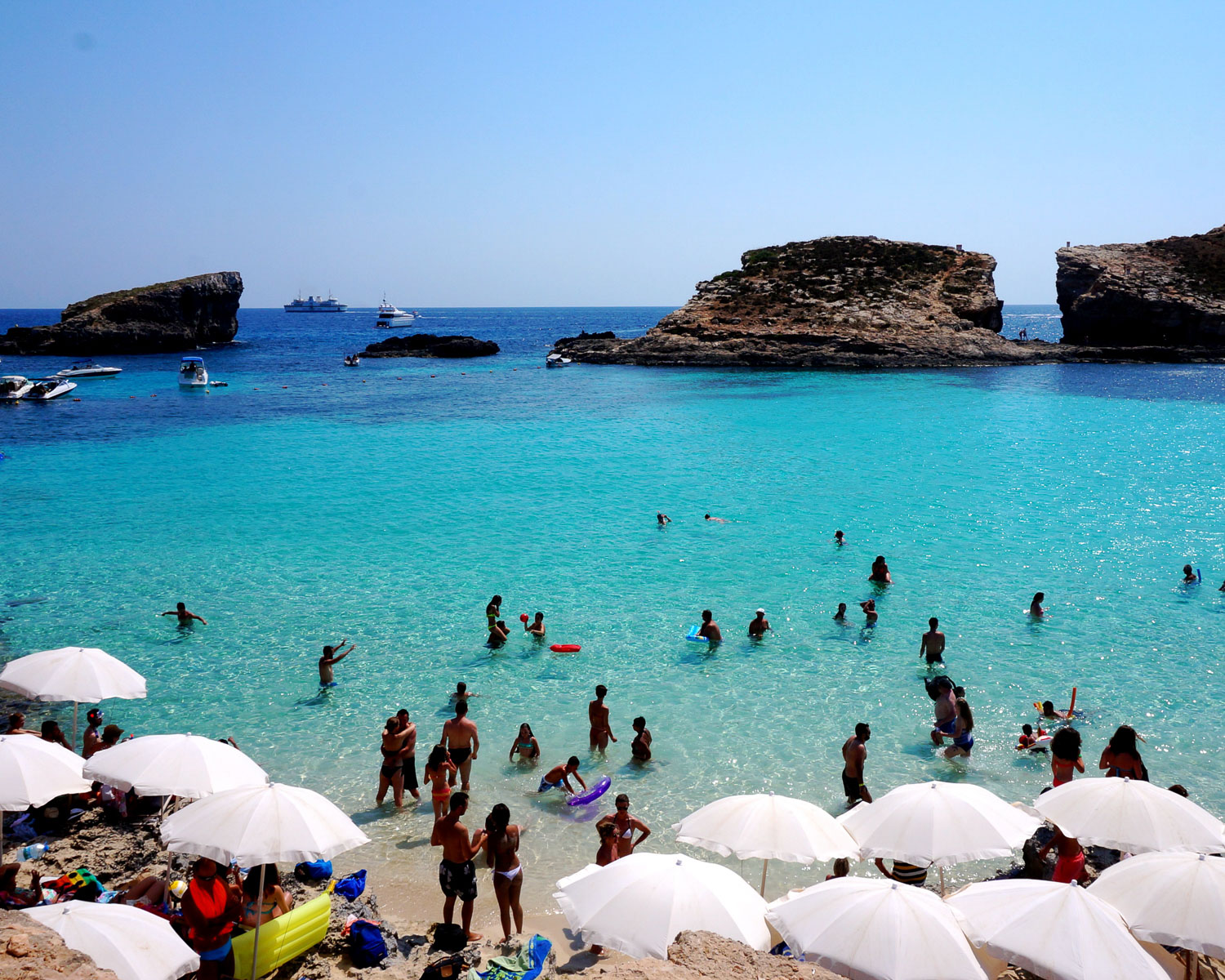 Comino Blue Lagoon Photo ViewingMalta.com